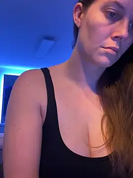 Snapshot of newMichelle chatting on 01.08.25 newMichelle online show from 01.08.25