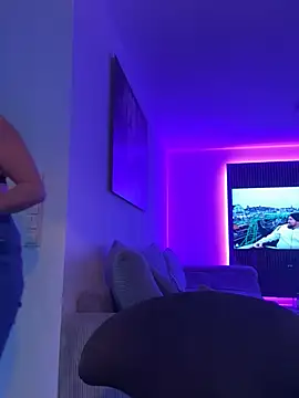 Snapshot of newMichelle chatting on 01.30.25 newMichelle online show from 01.30.25