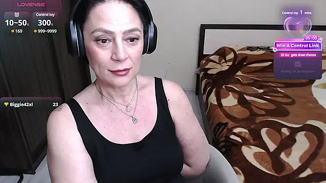 Snapshot of BelovedLady chatting on 03.22.25 BelovedLady online show from 03.22.25