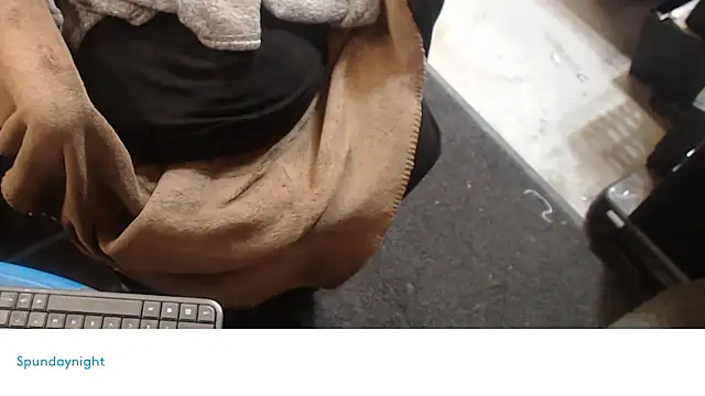 Spundaynightxh online show from 02.12.25