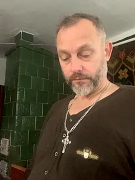 GHsveter online show from 10.20.25