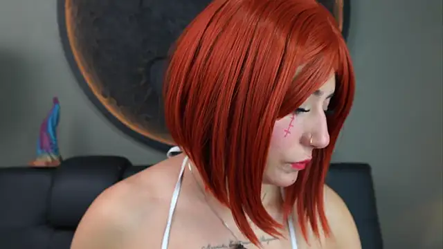 Snapshot of miss_sharlotte18 chatting on 10.20.25 miss sharlotte18 online show from 10.20.25