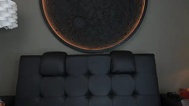 Snapshot of miss_vaiolette chatting on 10.18.25 miss vaiolette online show from 10.18.25