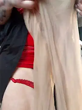 Snapshot of kittyhotass1 chatting on 12.15.25 kittyhotass1 online show from 12.15.25