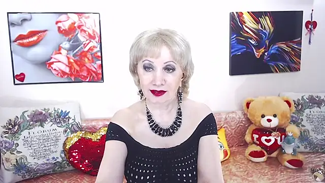 Snapshot of sexualxcharm chatting on 01.31.25 sexualxcharm online show from 01.31.25