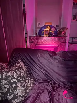 callmelouve online show from 01.02.25