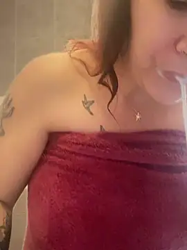 callmelouve online show from 02.27.25