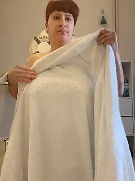 callmelouve online show from 03.17.25