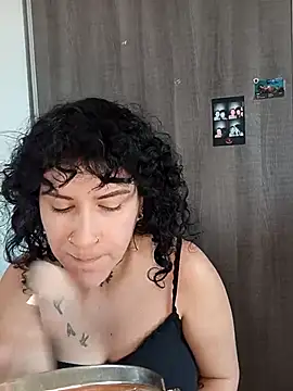 callmelouve online show from 11.13.25