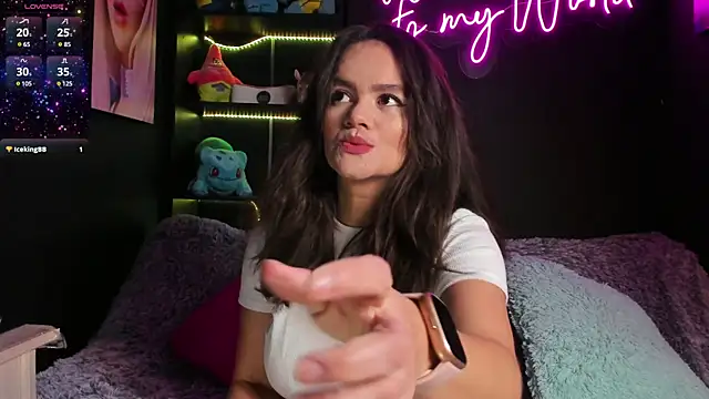 Snapshot of stelleknox_ chatting on 01.05.25 stelleknox online show from 01.05.25