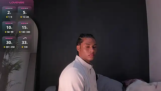 Lucas eevans online show from 10.10.25