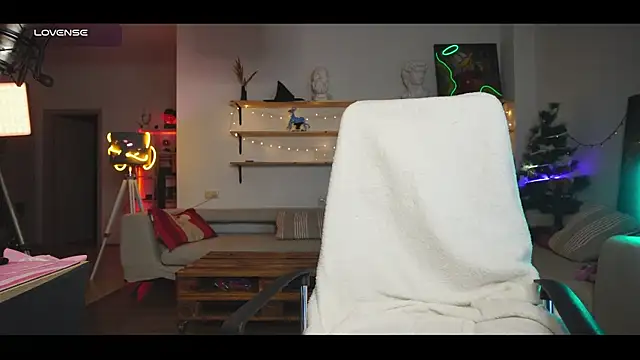 yourprettykate online show from 12.25.24