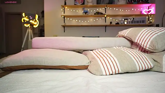 yourprettykate online show from 03.21.25