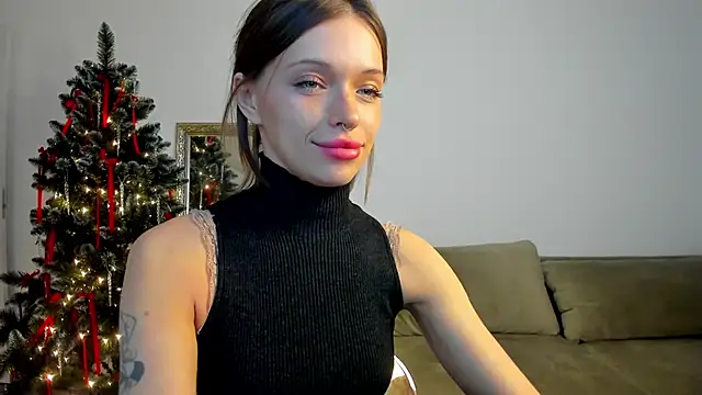 Snapshot of Kossie_ chatting on 12.20.24 Kossie  online show from 12.20.24