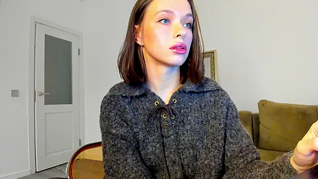 Snapshot of Kossie_ chatting on 11.02.25 Kossie online show from 11.02.25