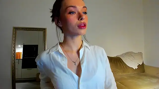 Snapshot of Kossie_ chatting on 11.22.25 Kossie online show from 11.22.25