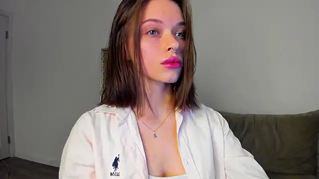 Snapshot of Kossie_ chatting on 11.30.25 Kossie online show from 11.30.25