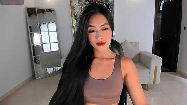 Snapshot of JadeEvansX chatting on 03.12.25 JadeEvansX online show from 03.12.25