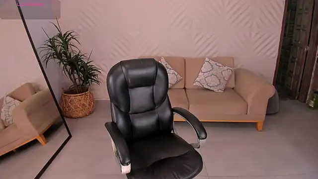 KateSunder online show from 02.13.25