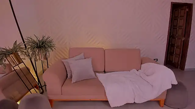 KateSunder online show from 10.15.25