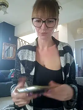 MissMialicious online show from 02.28.25