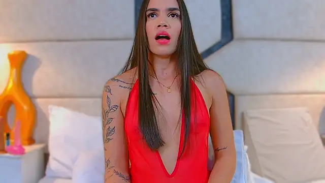 April Cutee online show from 02.19.25