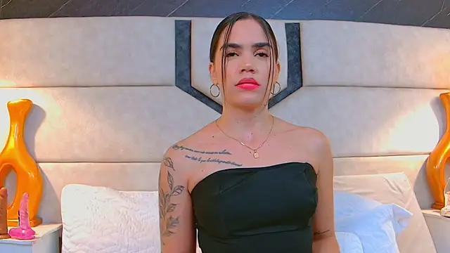 April Cutee online show from 03.03.25