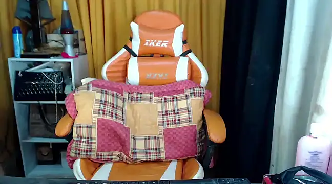 Deliciouscumsxz online show from 03.04.25