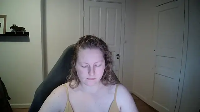 Girlnina-1995 online show from 01.02.25