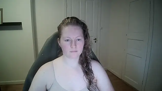 Girlnina-1995 online show from 01.20.25