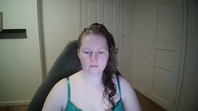 Girlnina-1995 online show from 01.21.25