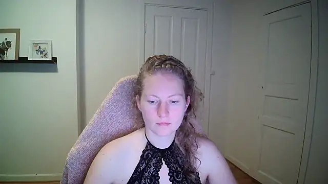 Girlnina-1995 online show from 10.09.25