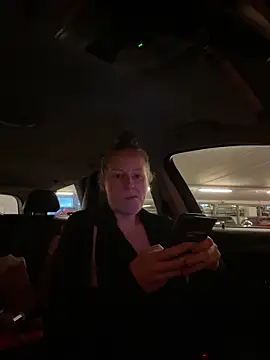 Girlnina-1995 online show from 12.17.25