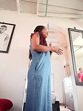 Snapshot of Bigassmommy_x chatting on 02.02.26 Bigassmommy x online show from 02.02.26