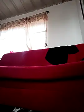 Snapshot of Bigassmommy_x chatting on 02.19.26 Bigassmommy x online show from 02.19.26