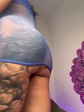 Snapshot of abby1nicolette chatting on 03.22.26 abby1nicolette online show from 03.22.26