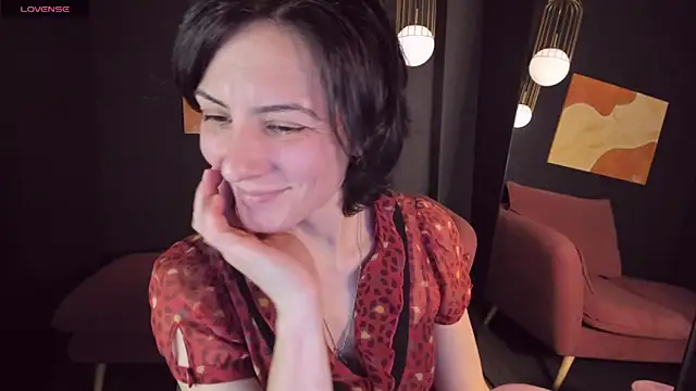 Snapshot of LorenDaze chatting on 12.10.24 LorenDaze online show from 12.10.24