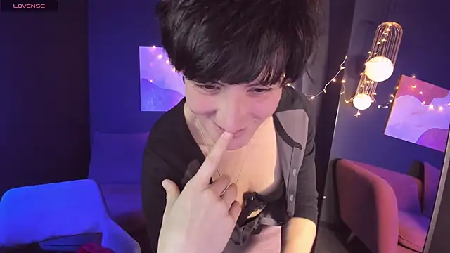 Snapshot of LorenDaze chatting on 01.10.25 LorenDaze online show from 01.10.25