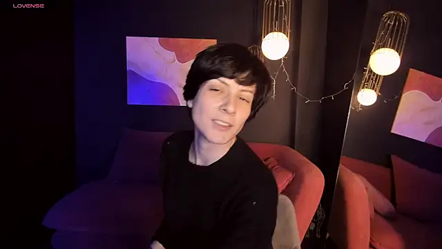 Snapshot of LorenDaze chatting on 01.21.25 LorenDaze online show from 01.21.25