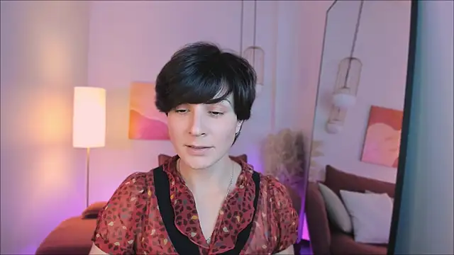 Snapshot of LorenDaze chatting on 11.11.25 LorenDaze online show from 11.11.25