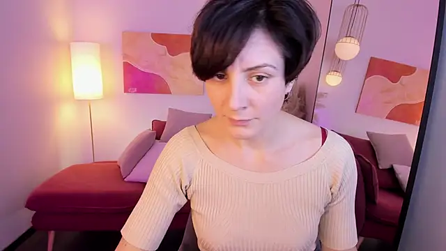 Snapshot of LorenDaze chatting on 11.15.25 LorenDaze online show from 11.15.25