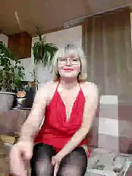 Snapshot of IrmaRose chatting on 02.03.25 IrmaRose online show from 02.03.25