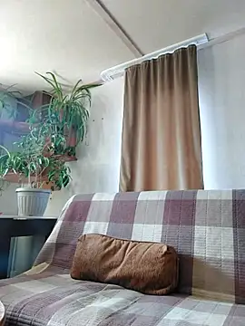 Snapshot of IrmaRose chatting on 09.29.25 IrmaRose online show from 09.29.25