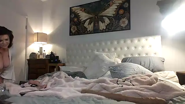 suckmybig titties online show from 04.22.26