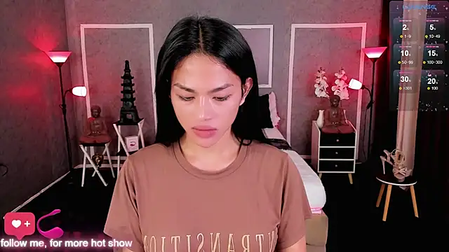 Snapshot of MsHannaSaint chatting on 02.04.25 MsHannaSaint online show from 02.04.25