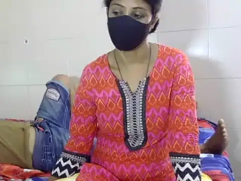 Snapshot of Indian_Horny_Wife chatting on 09.28.25 Indian Horny Wife online show from 09.28.25