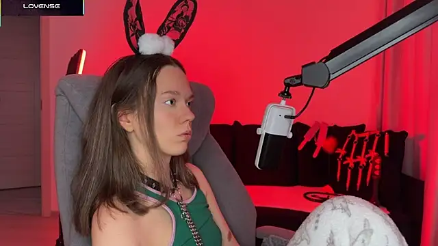 DivineBite online show from 10.27.25