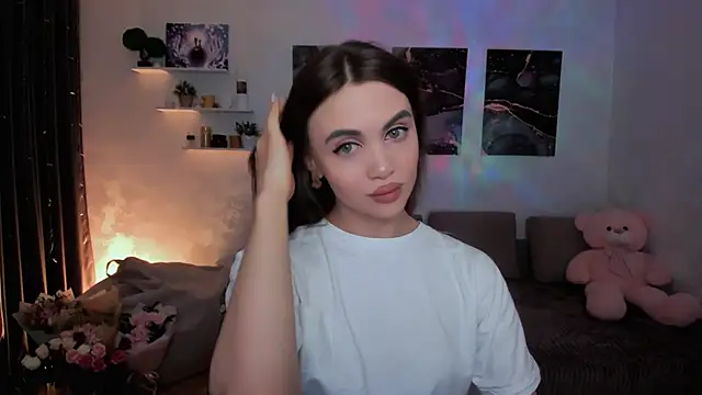 Snapshot of aPieceOfJoy chatting on 12.17.25 aPieceOfJoy online show from 12.17.25