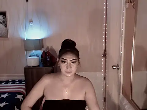 Snapshot of Biancafoxie chatting on 10.16.25 Biancafoxie online show from 10.16.25