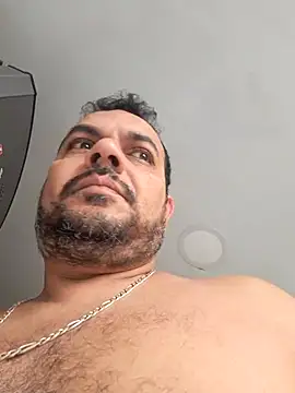 Snapshot of Ben_joseph1976 chatting on 12.20.24 Ben joseph1976 online show from 12.20.24